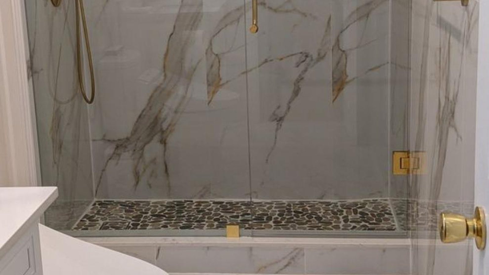 Bathrooms by MDM Painting & Remodeling in Reading